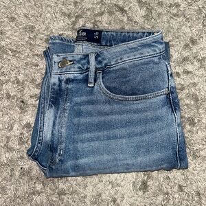 Hollister Women's Light Blue Skinny Jeans